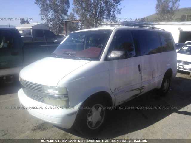 1GNDM19W4XB140495 - 1999 CHEVROLET ASTRO WHITE photo 2