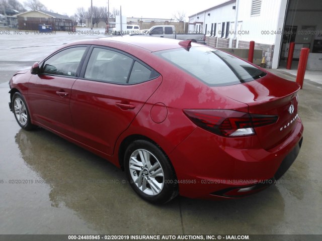 5NPD84LF6KH442787 - 2019 HYUNDAI ELANTRA SEL/VALUE/LIMITED RED photo 3