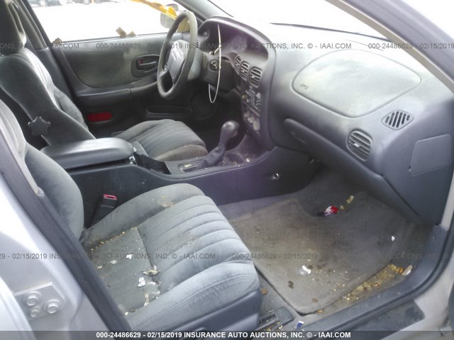 1G2WJ52M9WF336440 - 1998 PONTIAC GRAND PRIX SE 银色 照片 5