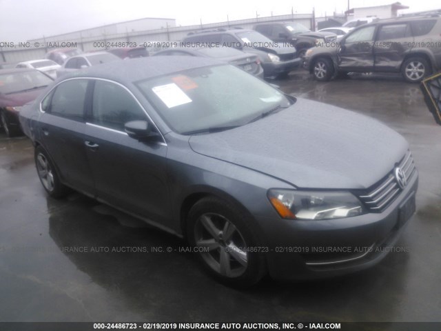 1VWBP7A32DC098925 - 2013 VOLKSWAGEN PASSAT SE GRAY photo 1