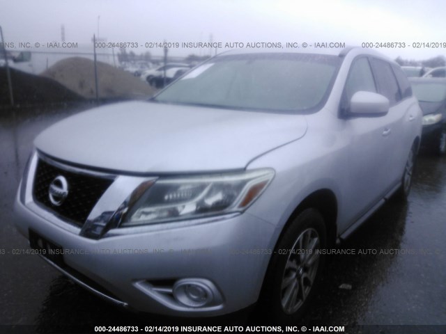 5N1AR2MN2EC655659 - 2014 NISSAN PATHFINDER S/SV/SL/PLATINUM SILVER photo 2