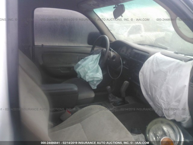 5TEHN72N11Z766942 - 2001 TOYOTA TACOMA DOUBLE CAB 白色 照片 5