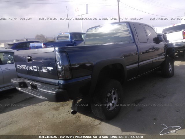 1GCHC29U15E191174 - 2005 CHEVROLET SILVERADO C2500 HEAVY DUTY BLUE photo 4