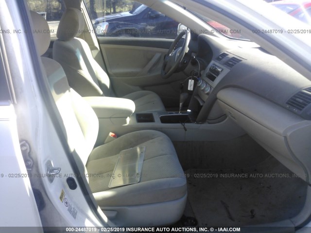 4T1BK46K99U585374 - 2009 TOYOTA CAMRY SE/LE/XLE 白色 照片 5