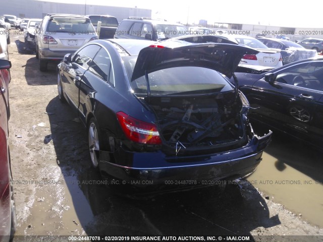 WDDKJ5KBXCF141845 - 2012 MERCEDES-BENZ E 350 BLUE photo 3