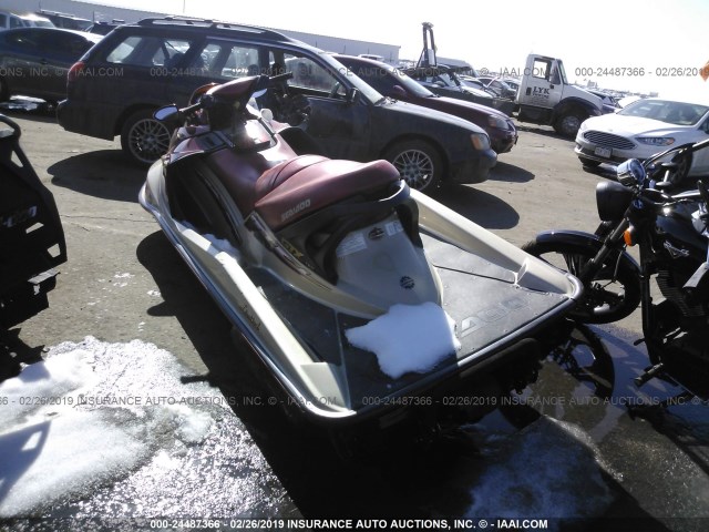 ZZN32875D202 - 2002 SEADOO SEADOO GTX  MAROON photo 3