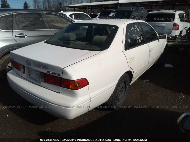 JT2BG22K710584552 - 2001 TOYOTA CAMRY CE/LE/XLE WHITE photo 4