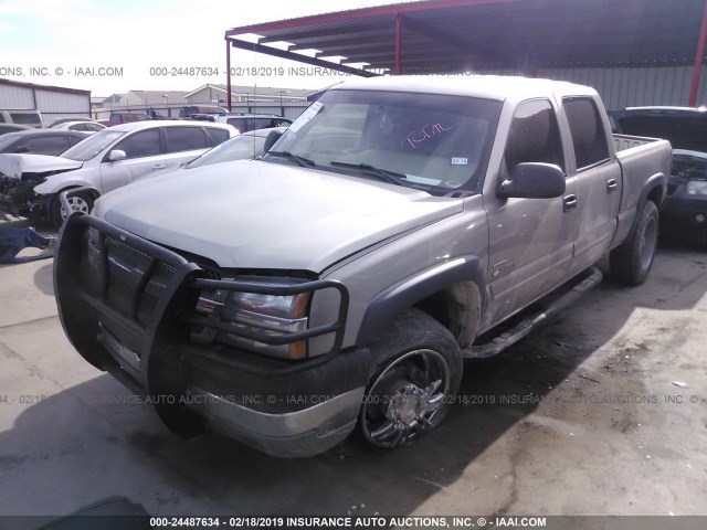 1GCHC23193F188772 - 2003 CHEVROLET SILVERADO C2500 HEAVY DUTY SILVER photo 2