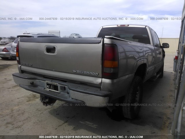 1GCHC29U01E331886 - 2001 CHEVROLET SILVERADO C2500 HEAVY DUTY Pewter photo 4