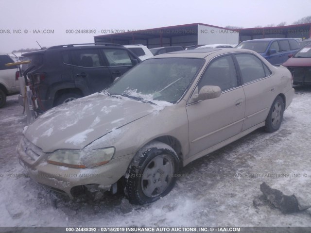 1HGCG16572A073009 - 2002 HONDA ACCORD EX GOLD photo 2