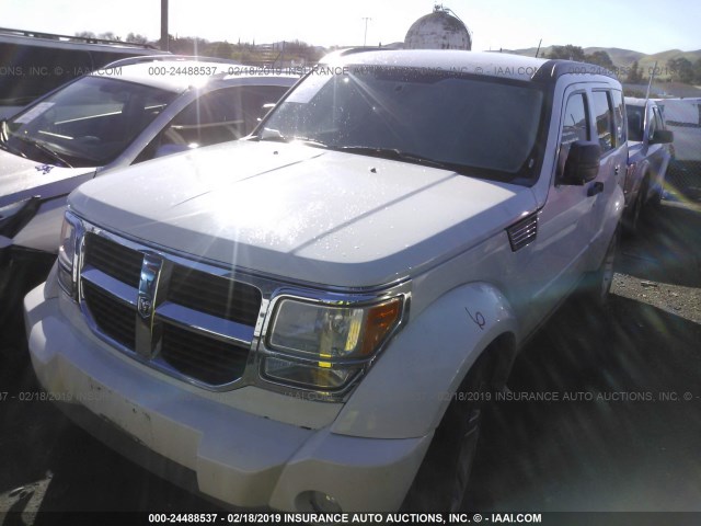 1D4PT2GK7AW108643 - 2010 DODGE NITRO SE WHITE photo 2