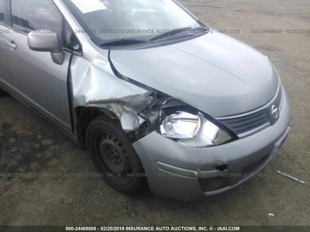 3N1BC13EX9L368802 - 2009 NISSAN VERSA S/SL GRAY photo 6