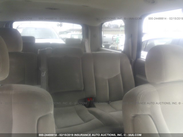 1GKEC13T25J172450 - 2005 GMC YUKON GRAY photo 8