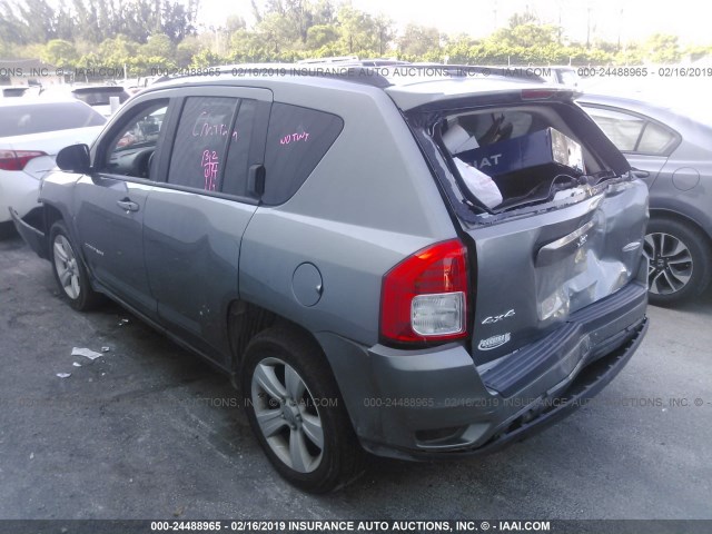 1J4NF1FB3BD202131 - 2011 JEEP COMPASS SPORT GRAY photo 3