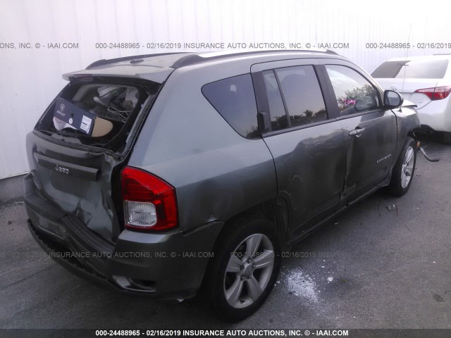 1J4NF1FB3BD202131 - 2011 JEEP COMPASS SPORT GRAY photo 4