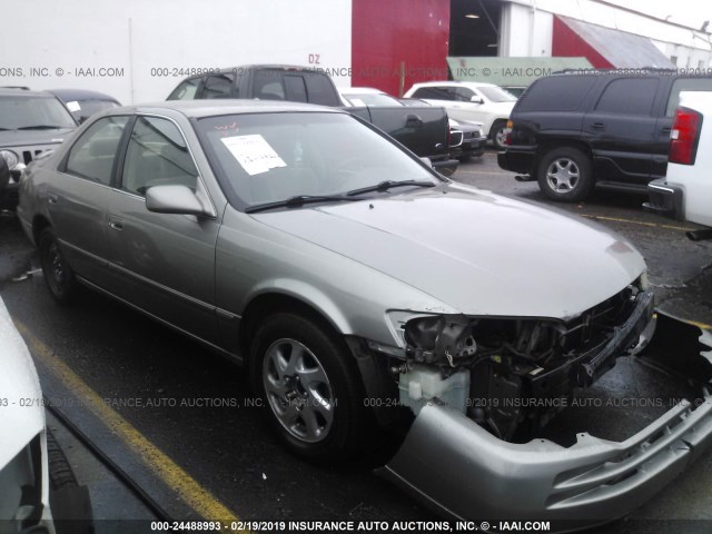 JT2BF22K8X0178887 - 1999 TOYOTA CAMRY LE/XLE Gold Foto 1