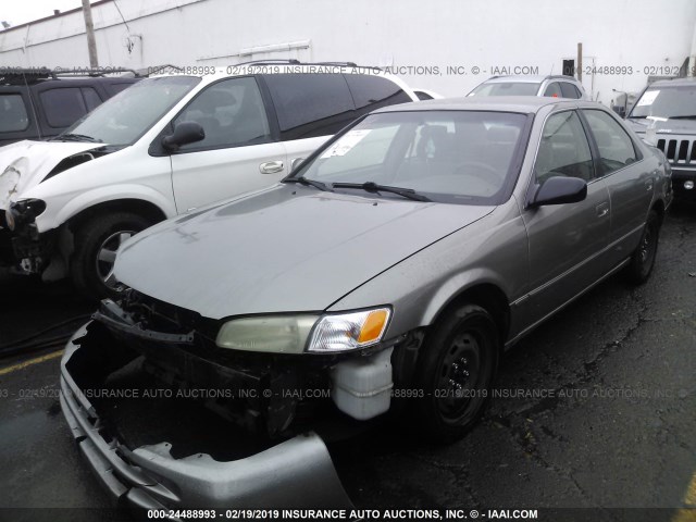 JT2BF22K8X0178887 - 1999 TOYOTA CAMRY LE/XLE Gold Foto 2