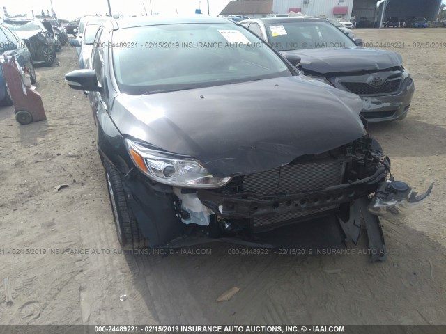 1FADP3R47EL114321 - 2014 FORD FOCUS BEV BLACK photo 6