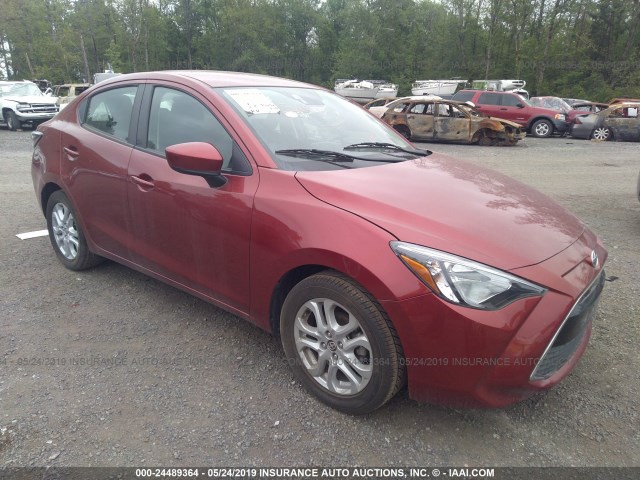 3MYDLBZVXGY121767 - 2016 TOYOTA SCION IA RED photo 1