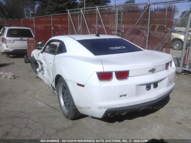 2G1FATED8B9148083 - 2011 CHEVROLET CAMARO LS WHITE photo 3