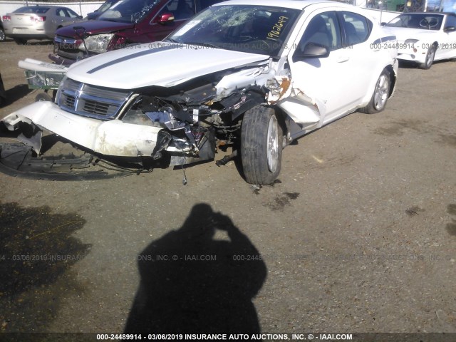 1B3LC56B79N511992 - 2009 DODGE AVENGER SXT/R/T WHITE photo 2