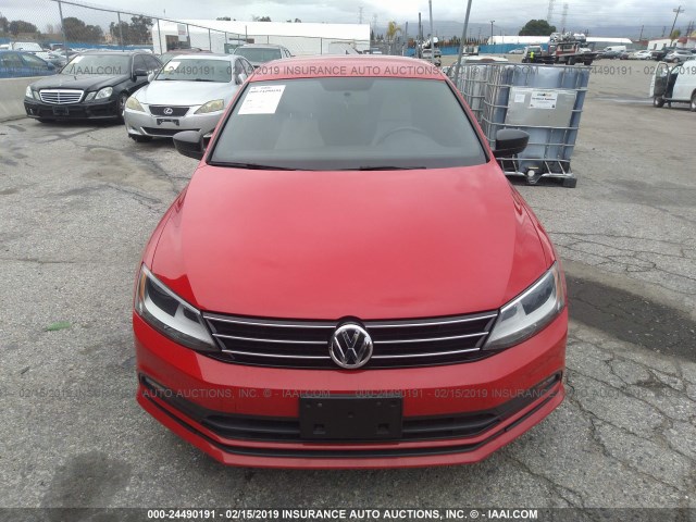 3VWD17AJ2GM306670 - 2016 VOLKSWAGEN JETTA SPORT RED photo 6