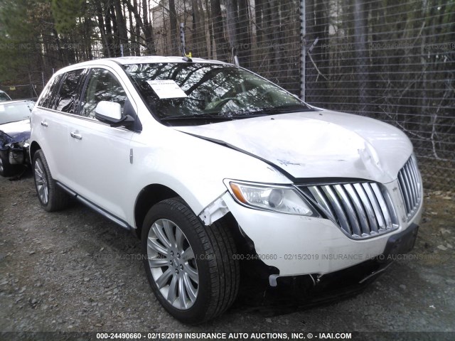 2LMDJ6JK9CBL07252 - 2012 LINCOLN MKX WHITE photo 1