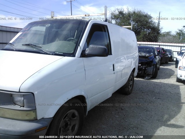 1GCDM19X63B100575 - 2003 CHEVROLET ASTRO WHITE photo 6