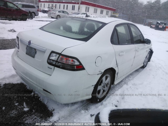 YS3FA4CY8B1309608 - 2011 SAAB 9-3 2.0T WHITE photo 4