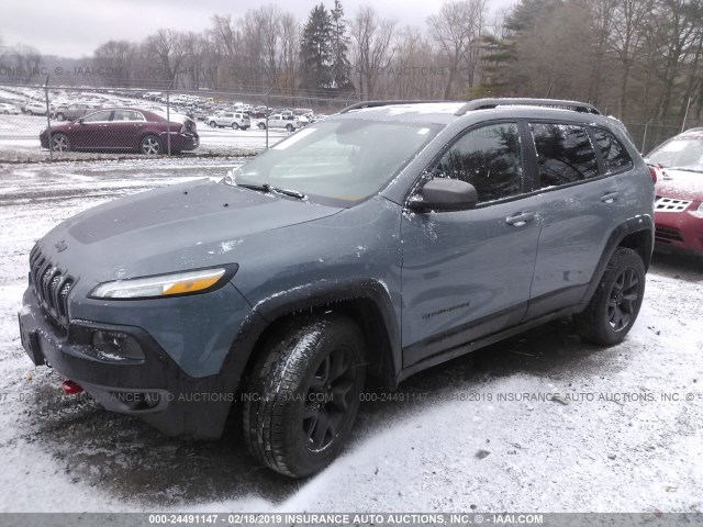 1C4PJMBS7FW576630 - 2015 JEEP CHEROKEE TRAILHAWK GRAY photo 2