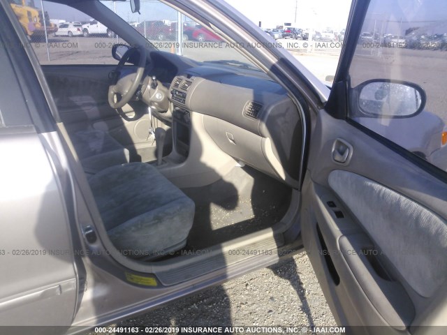 1NXBR18E1WZ039634 - 1998 TOYOTA COROLLA VE/CE/LE 银色 照片 5