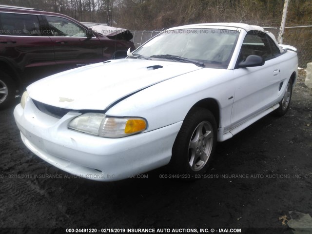 1FAFP45X3WF123371 - 1998 FORD MUSTANG GT WHITE photo 2