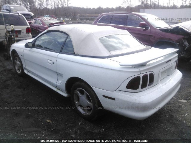 1FAFP45X3WF123371 - 1998 FORD MUSTANG GT WHITE photo 3
