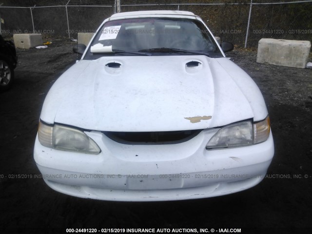 1FAFP45X3WF123371 - 1998 FORD MUSTANG GT WHITE photo 6
