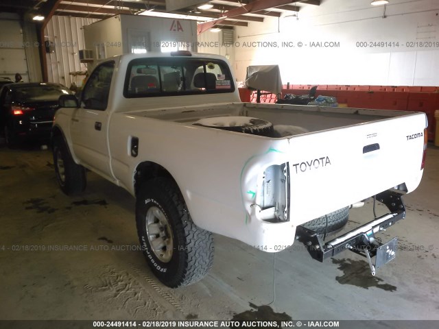 5TEPM62NXYZ693962 - 2000 TOYOTA TACOMA WHITE photo 3