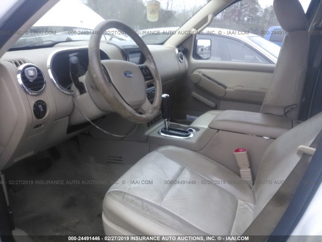 1FMEU65E77UB85907 - 2007 FORD EXPLORER LIMITED WHITE photo 5