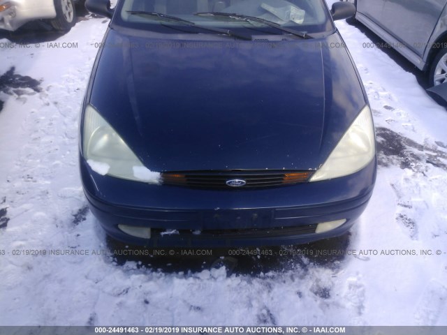 3FAHP37362R186412 - 2002 FORD FOCUS ZX5 BLUE photo 6