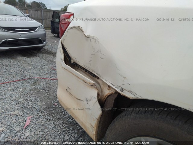4T1BF1FK9CU538310 - 2012 TOYOTA CAMRY SE/LE/XLE 白色 照片 6