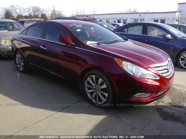 5NPEC4AC5BH171748 - 2011 HYUNDAI SONATA SE/LIMITED RED photo 1