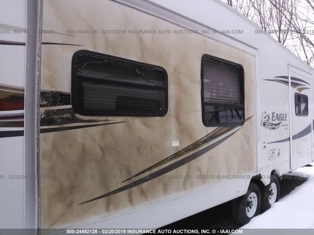 1UJCJ0BS9C1PH0121 - 2012 JAYCO EAGLE  WHITE photo 6