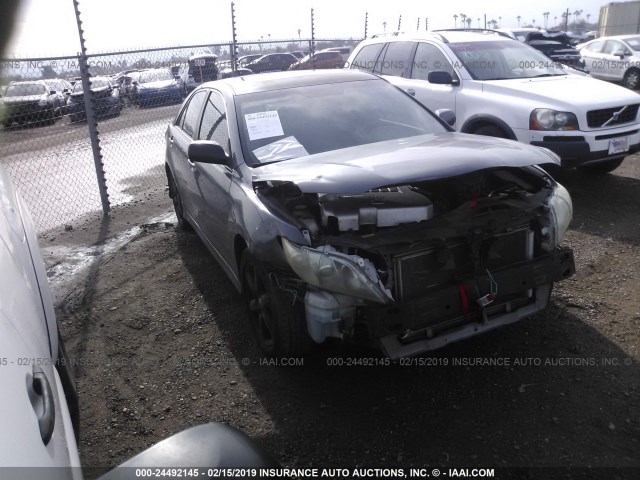 4T1BK46KX7U019656 - 2007 TOYOTA CAMRY NEW GENERAT LE/XLE/SE GRAY photo 1