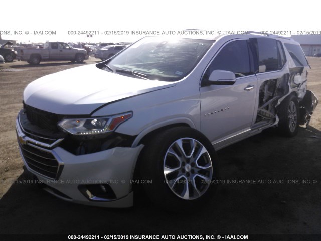 1GNERKKW8JJ102934 - 2018 CHEVROLET TRAVERSE PREMIER WHITE photo 2