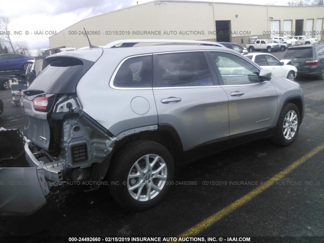 1C4PJLCB5HW508127 - 2017 JEEP CHEROKEE LATITUDE GRAY photo 4