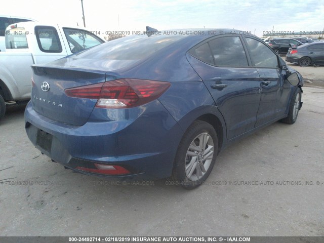 5NPD84LF8KH413100 - 2019 HYUNDAI ELANTRA SEL/VALUE/LIMITED BLUE photo 4