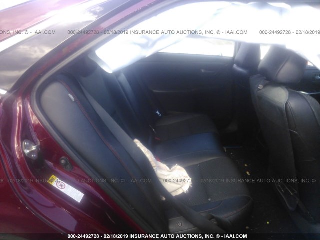 4T1BF1FK2HU698200 - 2017 TOYOTA CAMRY LE/XLE/SE/XSE RED photo 8