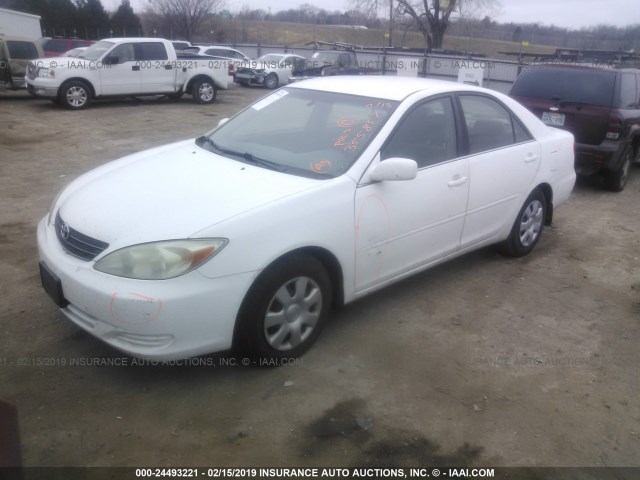 4T1BE32K84U355857 - 2004 TOYOTA CAMRY LE/XLE/SE WHITE photo 2
