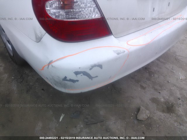 4T1BE32K84U355857 - 2004 TOYOTA CAMRY LE/XLE/SE WHITE photo 6
