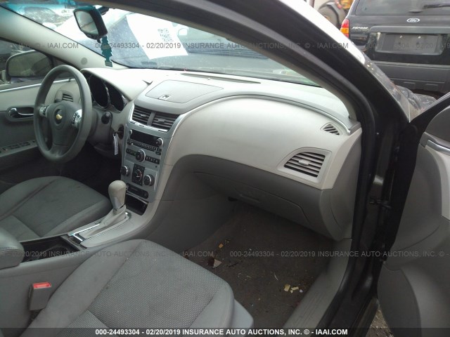 1G1ZB5E06CF292514 - 2012 CHEVROLET MALIBU LS GRAY photo 5