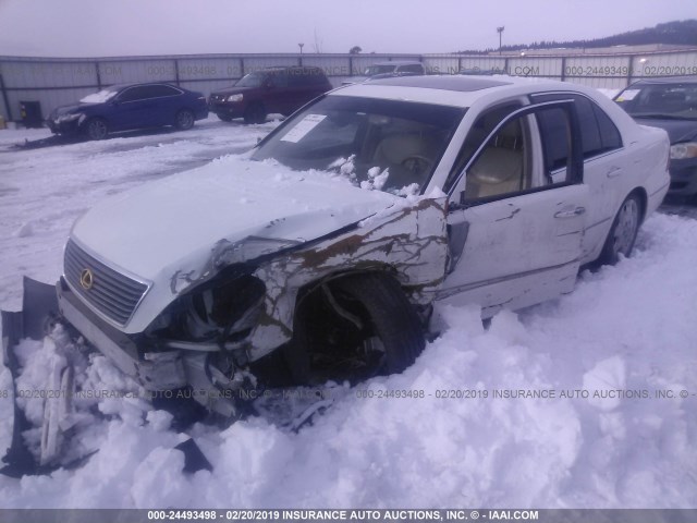 JTHBN30F320067354 - 2002 LEXUS LS 430 WHITE photo 2