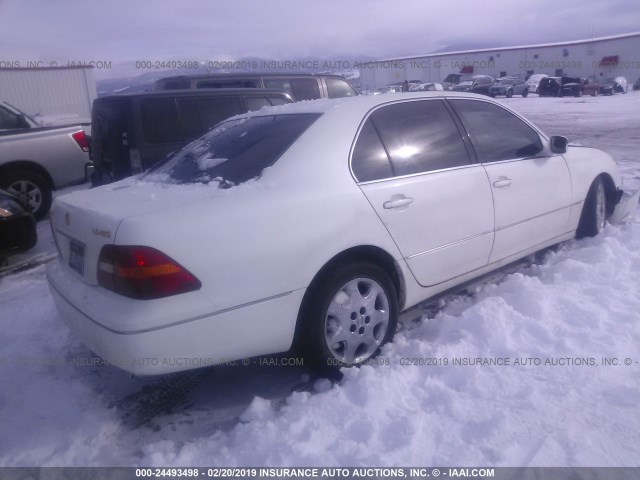 JTHBN30F320067354 - 2002 LEXUS LS 430 WHITE photo 4